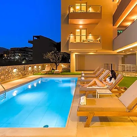 Hotell Makris Luxury Skotina