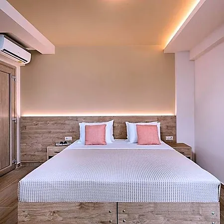 Makris Luxury Σκοτίνα
