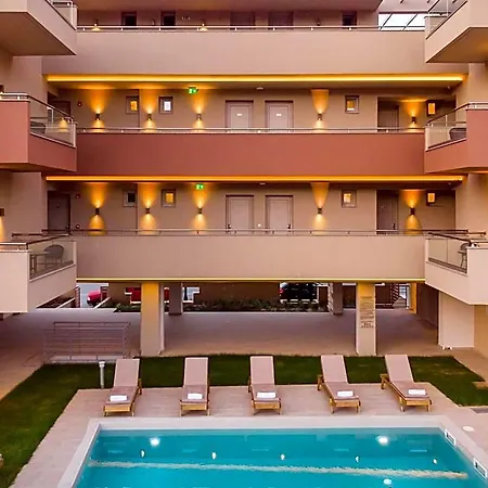 Makris Luxury Σκοτίνα